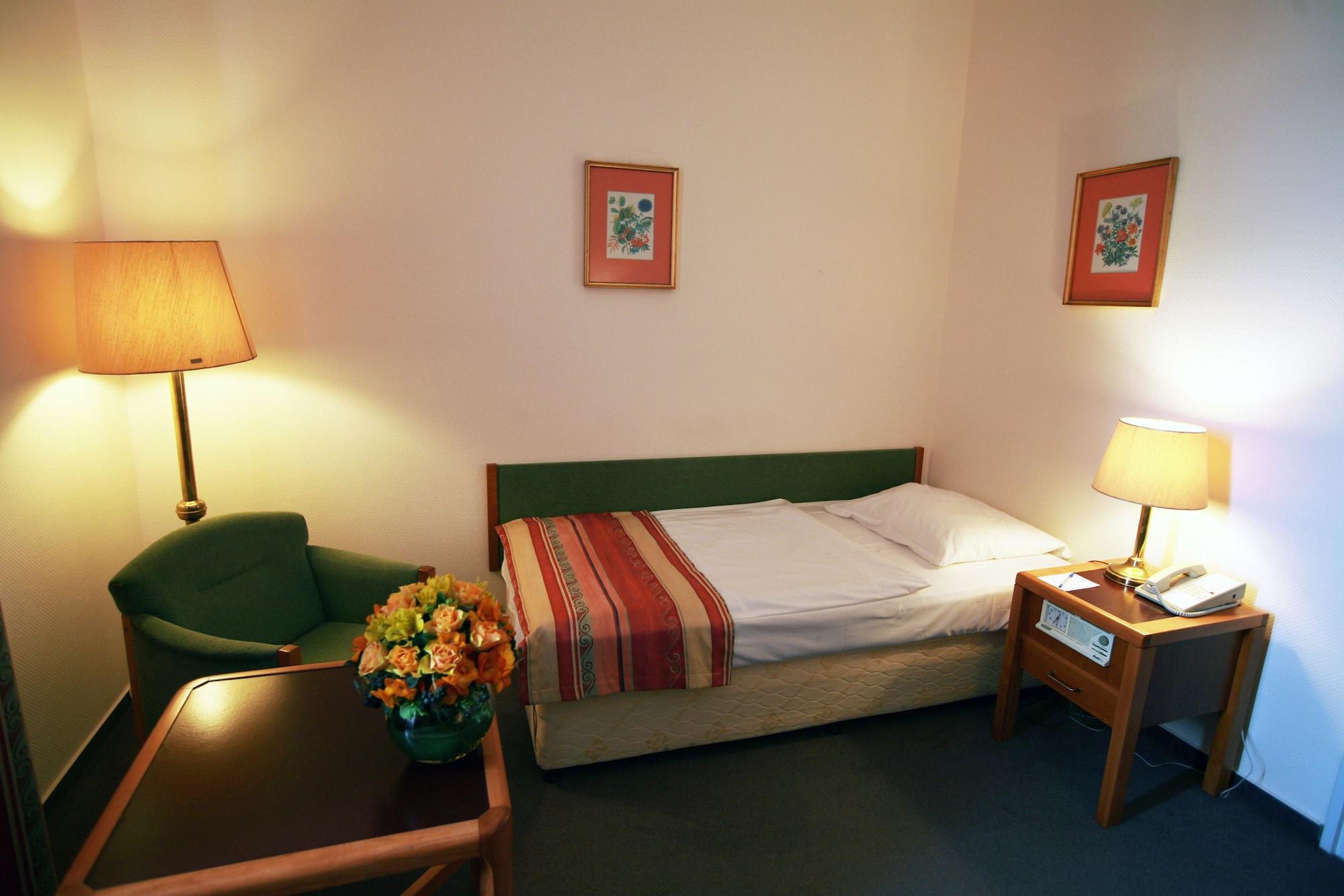 Danubius Hotel Raba Extérieur photo