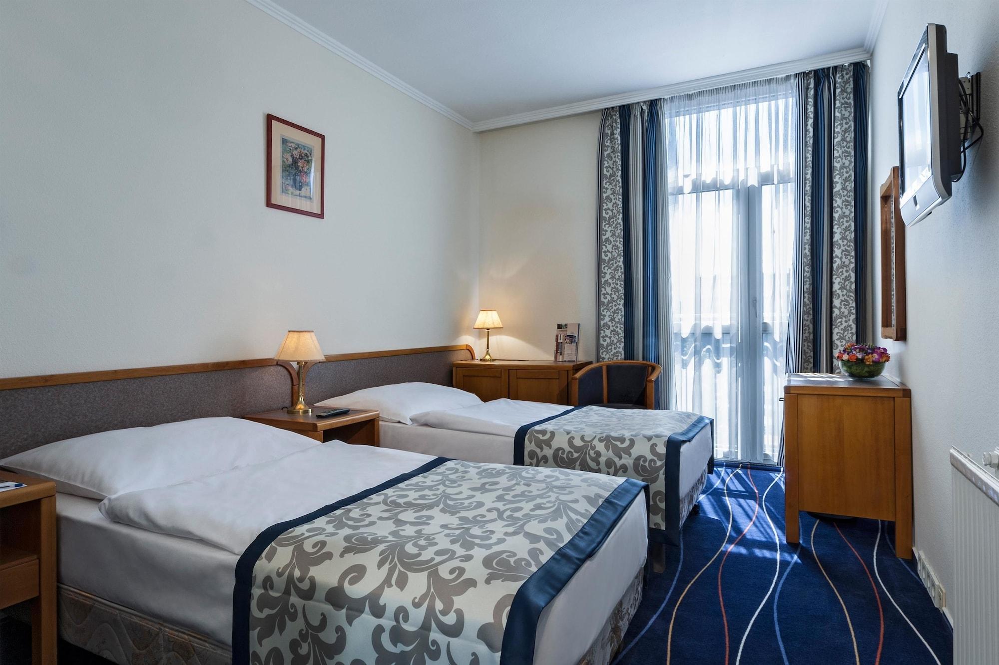 Danubius Hotel Raba Extérieur photo