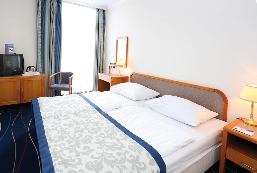 Danubius Hotel Raba Extérieur photo