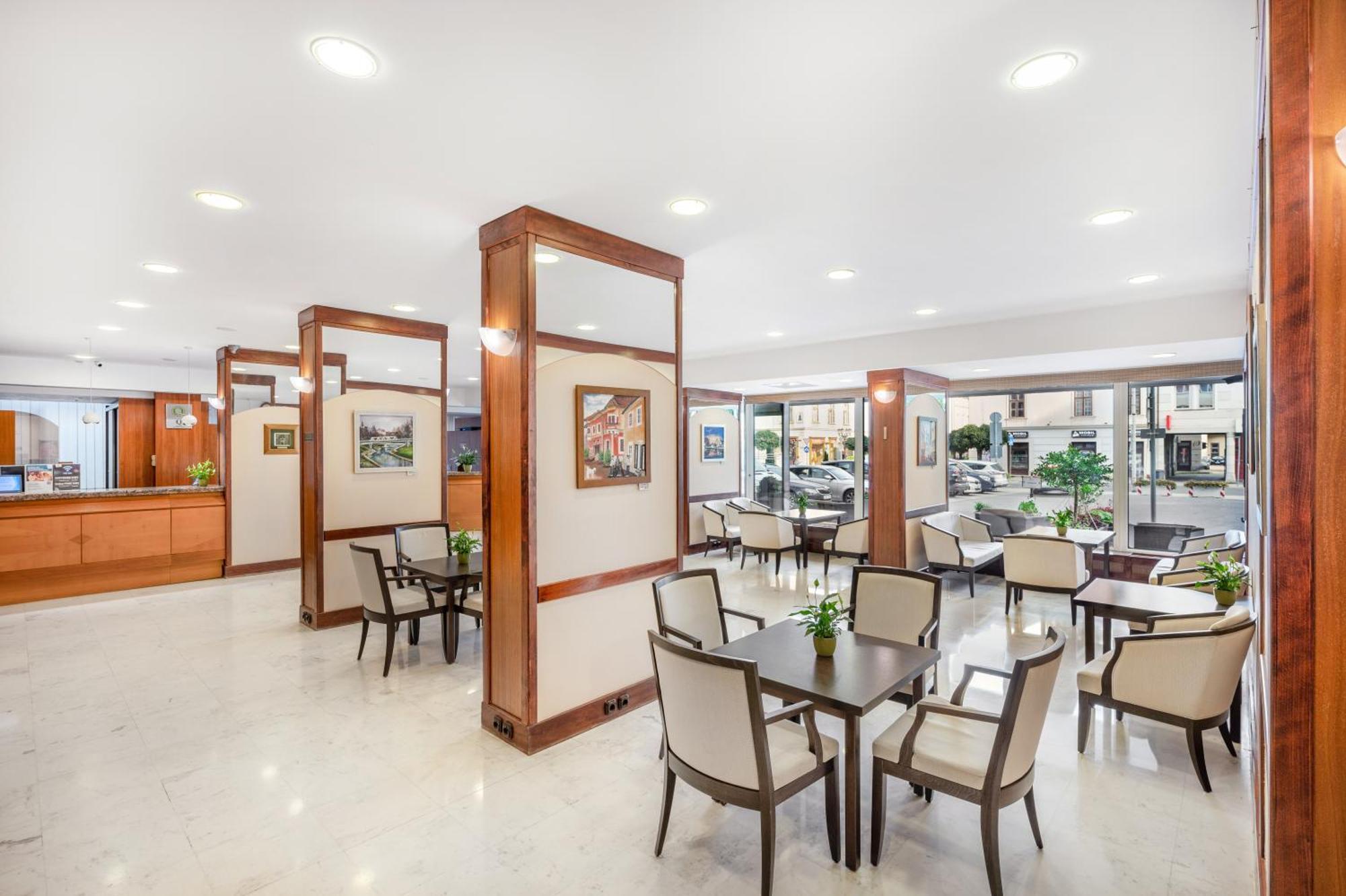 Danubius Hotel Raba Extérieur photo