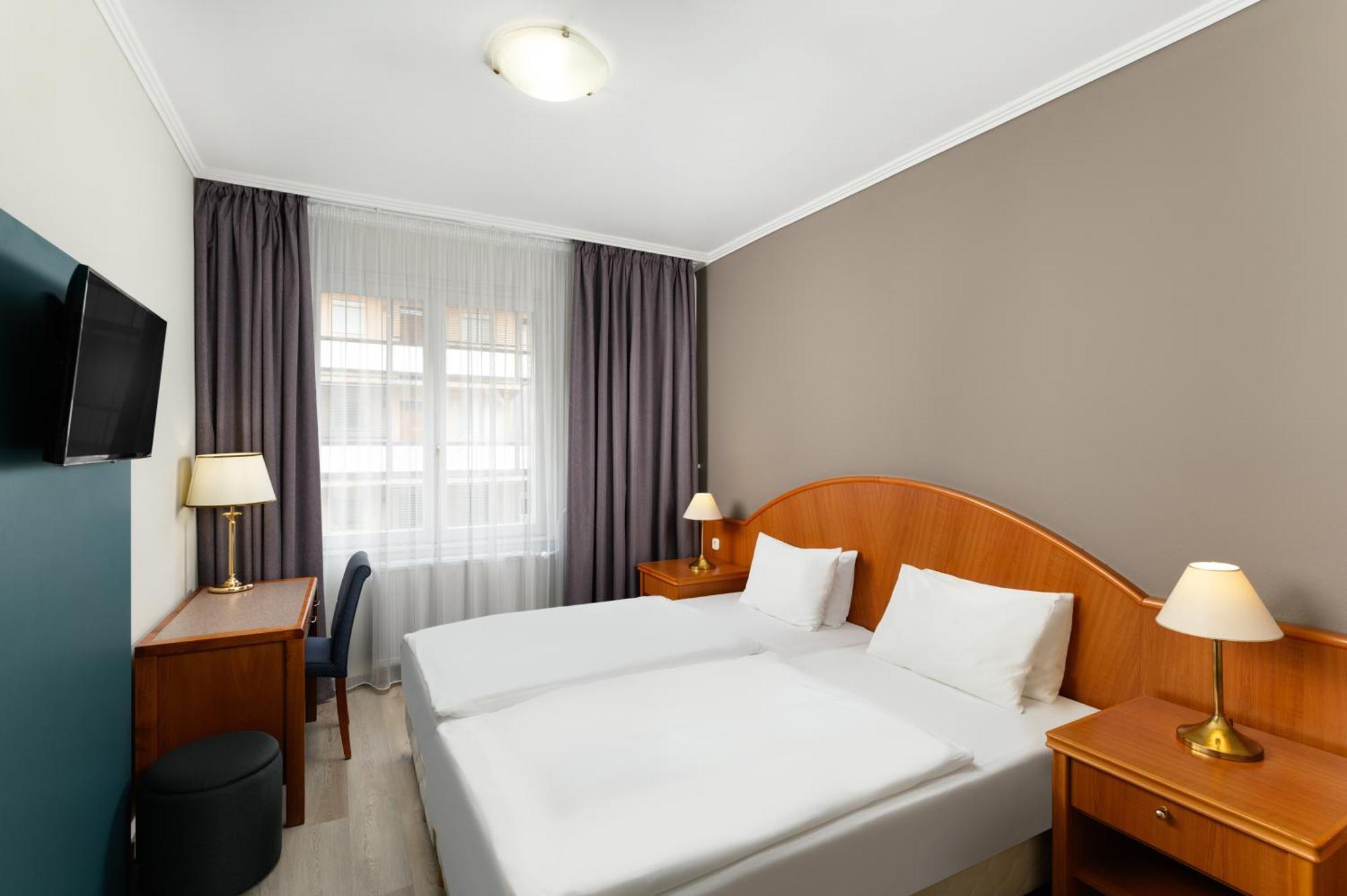 Danubius Hotel Raba Extérieur photo